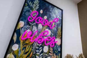 1 Bed Prime Jewellery Qtr - Walk to CBD and Metro