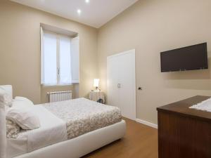 White House In Rome - Via Nazionale