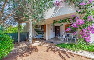 1 Bedroom Nice Apartment In Medulin