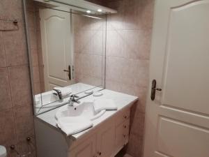 Chalets Charming Chalet with Swimming Pool in Quend : Maison de Vacances 2 Chambres