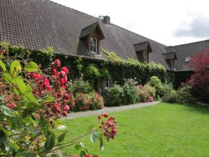 Chalets Charming Chalet with Swimming Pool in Quend : photos des chambres