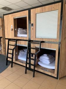 Victory square capsule hostel