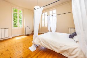 Maisons de vacances Maison La Fauvette - Campagne - Jardin : photos des chambres