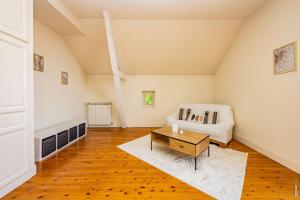 Maisons de vacances Maison La Fauvette - Campagne - Jardin : photos des chambres