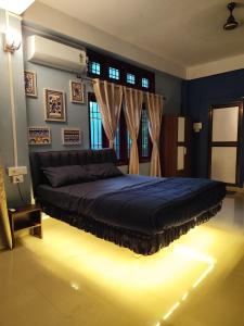 The Urban Homestay Premium Floating Bed AC Room Free Parking