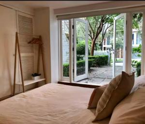 Prime Location Unit AC And Parking