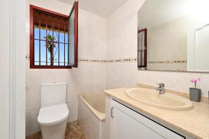 Beachfront Bliss in Mijas Costa 2-Bedroom Apartment in Lubina del Sol