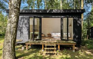 Lovely Home In Askeby With Wifi