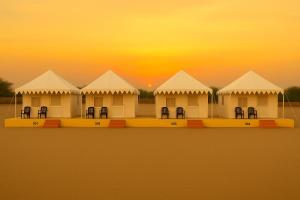 Melody Moon Desert Camp & Resort