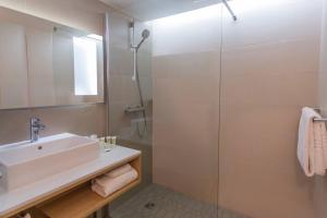 Hotels Courtyard by Marriott Montpellier : photos des chambres
