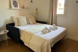 Bright studio with rooftop view of Toulouse AC