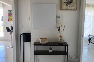 Appartements Bright apartment with balcony in the sun : photos des chambres