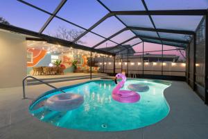 Electric Flamingo with Heated Pool, Pickleball, Mini Golf & Basketball
