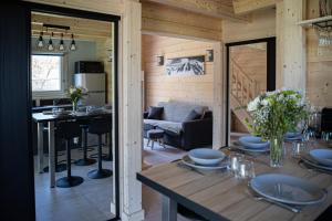Maisons de vacances Le P'tit Chalet - Randonnee, ski et nature pres d'Evian et du Leman : photos des chambres