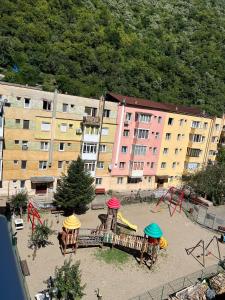 Apartament Băile Herculane cu vedere la munte