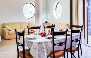 Nice Apartment In Donnalucata With Wifi