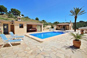 Santa Ana - pretty holiday property with garden and private pool in Benissa