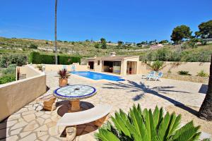 Santa Ana - pretty holiday property with garden and private pool in Benissa