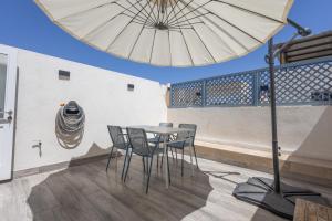 Charming Sliema Townhouse with Modern Comforts