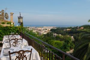 Hotels Chateau Le Cagnard : photos des chambres