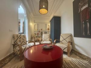 Riad E&J Marrakech Médina 5 ch climatisées, piscine chauffée, EXCLUSIF