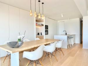 JAMES 55 - spacious luxury apartment with Knokke le Zoute sea view
