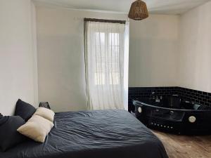 Maisons de vacances Grande Maison en Pierre : photos des chambres