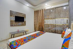 FabHotel Shubh Palace