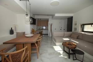 Olive Grove Panorama Suites-Luxury Sea View Villas in Halkidiki