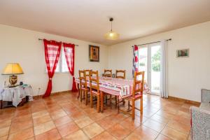 Maisons de vacances La vue d-Albi - Campagne - Jardin : photos des chambres