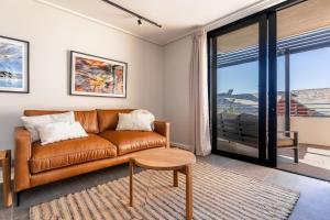 1-Bedroom Ocean-View Apartment Wavescapes, Muizenberg Beach