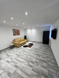 Appartements Grand studio tout equipe : photos des chambres