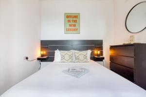 Traditional 2 bedroom house with yard SSCH1-1