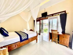 Puri Trisna Villas Ubud with Rice Field View