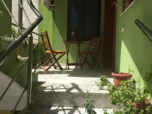 Friends House - Tirana