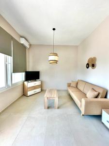 Golden Beach Apartments