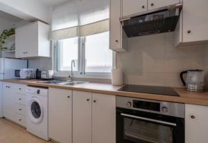 The Seven - One Bedroom Apartment