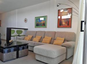 Casa Medano 40 by rentmedano, 2 bedroomed beach front apartment with parking