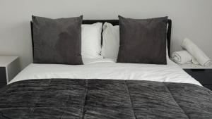 4 Bedroom House - Romford