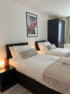 Luxury property with stunning views of Canary Warf