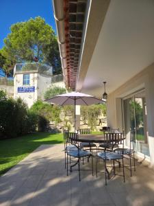 Maisons de vacances Les dentelles Evasion Provencale Villa avec Piscine et jardin : photos des chambres