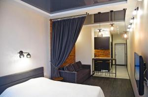 Arcadia Studio Grey Diamonds 330