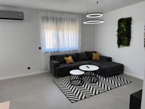 Urban West S-3 free parking WI-FI moderno uređen