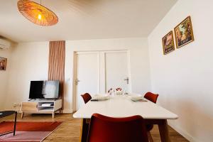 Appartements Le Cocon - Terrasse - Wifi : photos des chambres