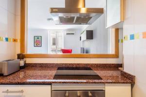 Super Flat 3 rooms 1 toilet Center wifi AC