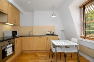 Super 1 Bed Flat in Holborn the centre of London