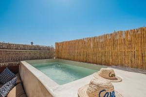 Heart of Gueliz Rooftop Terrace with Pool and Breakfast Free WiFi 3 Bedrooms