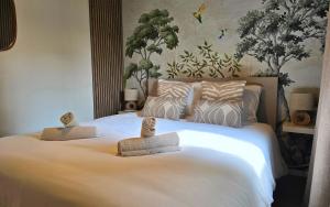 Luxury Tiny House with private hot tub