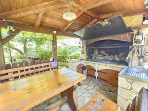 MARINA 1 NV - Apartment 4 pax, grill, pool