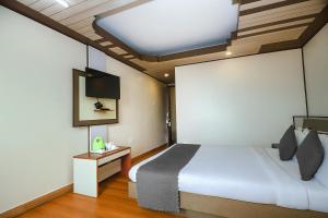 Hotel Berries Gangtok 300mtr from mg marg